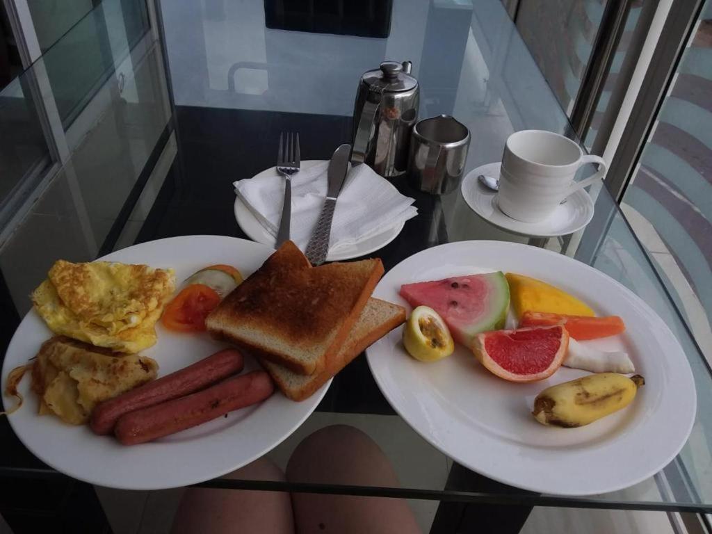 Diamond Plaza Otel Grand Anse  Dış mekan fotoğraf